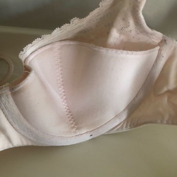 Victoria’s Secret comfort bra - Picture 4 of 4